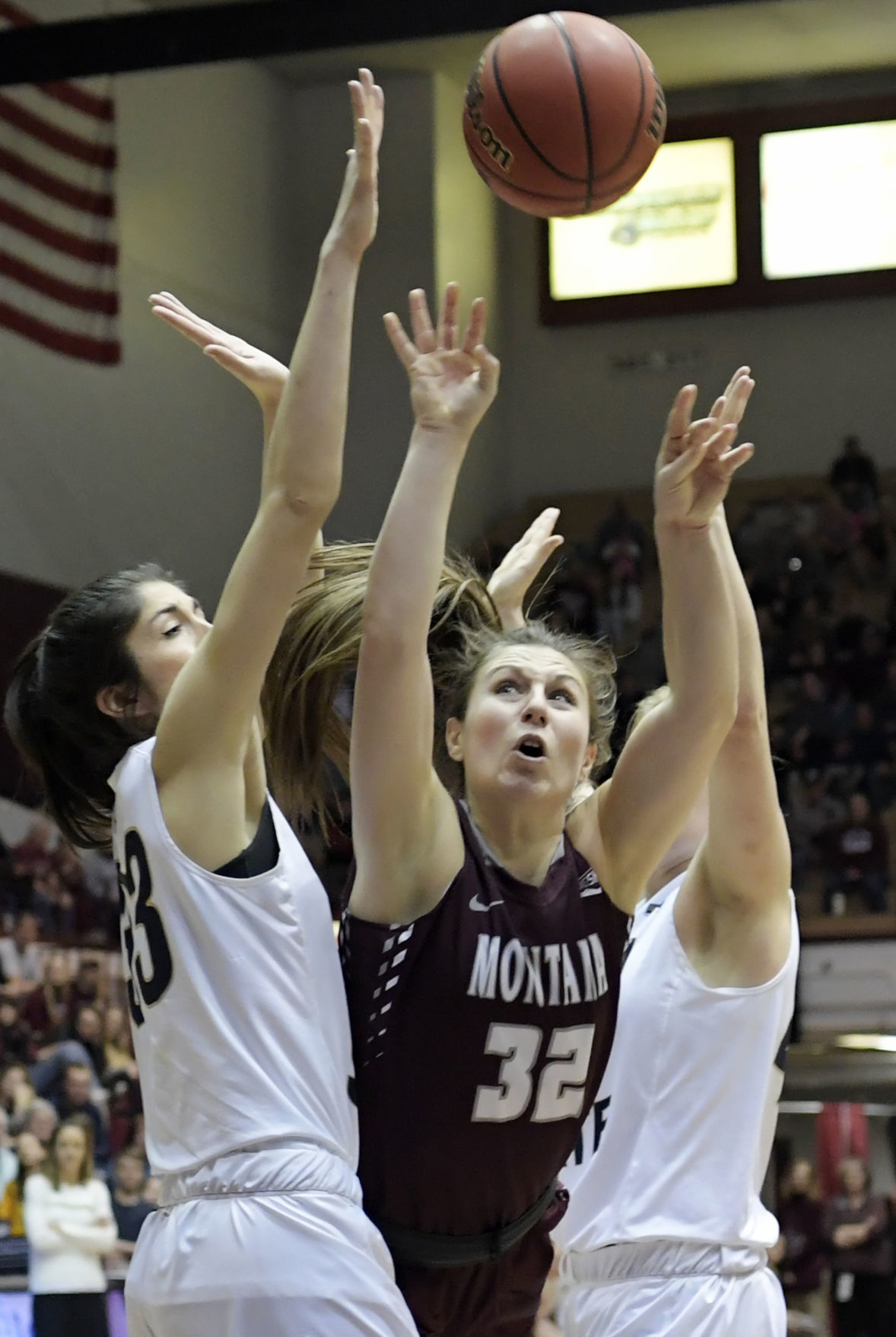 Lady Griz vs Lady Bobcats-3-tm.jpg